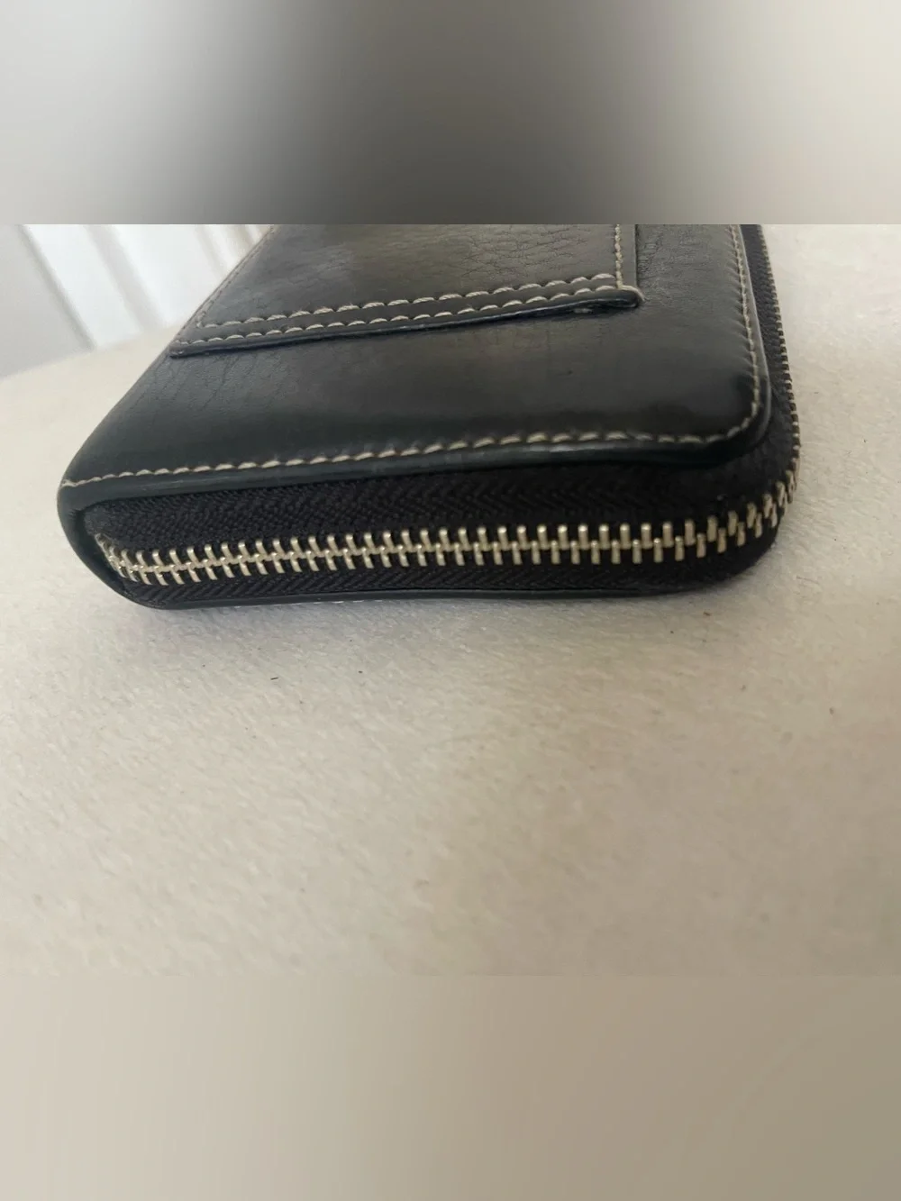 Coach Black Leather Zip Wallet with Contrast Stitching